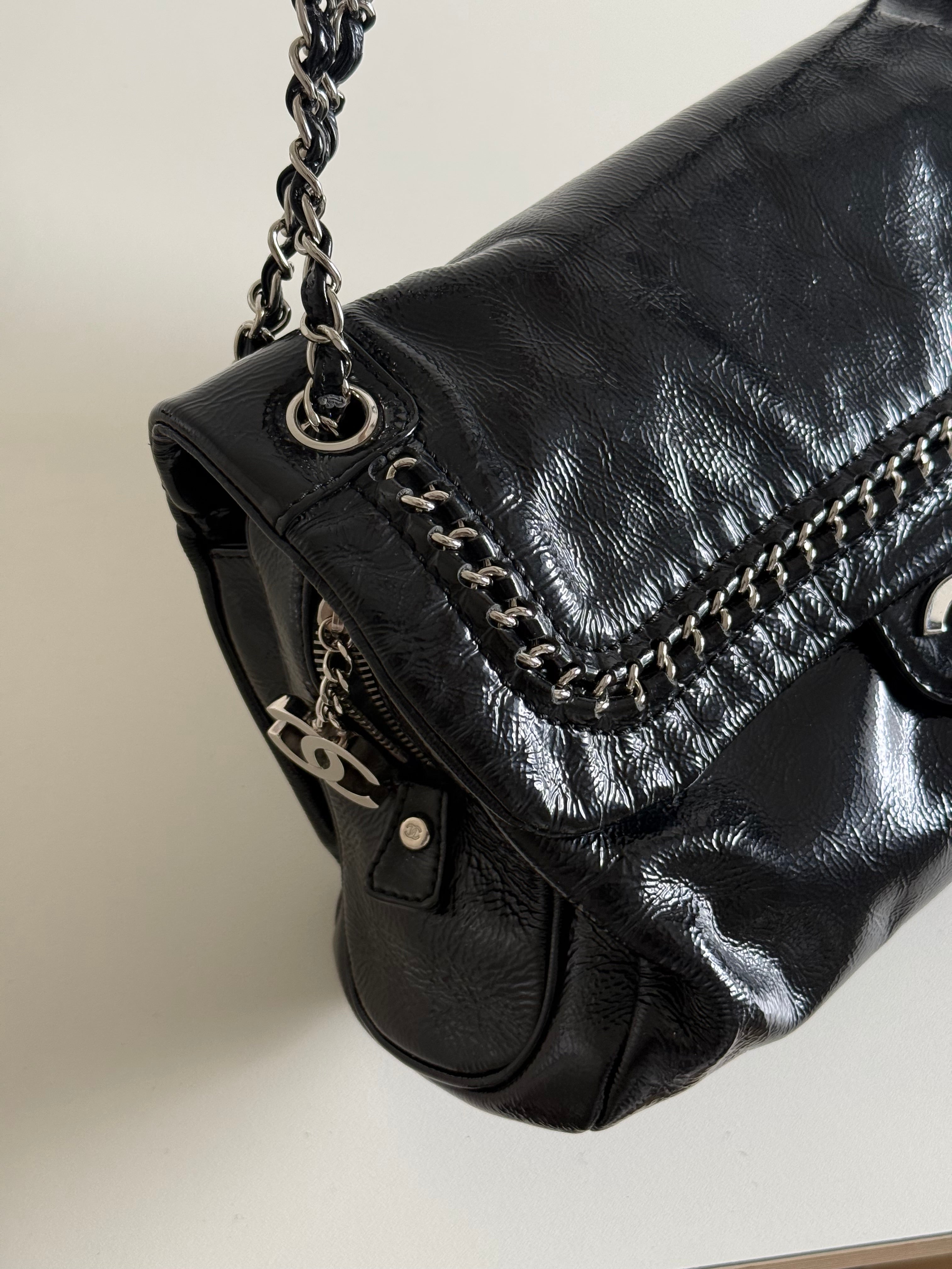 Chanel Luxe Ligne Black Patent Leather Shoulder Bags