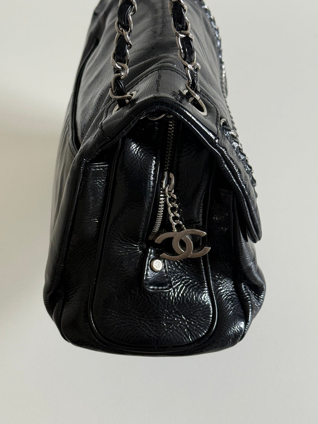 Chanel Luxe Ligne Black Patent Leather Shoulder Bags
