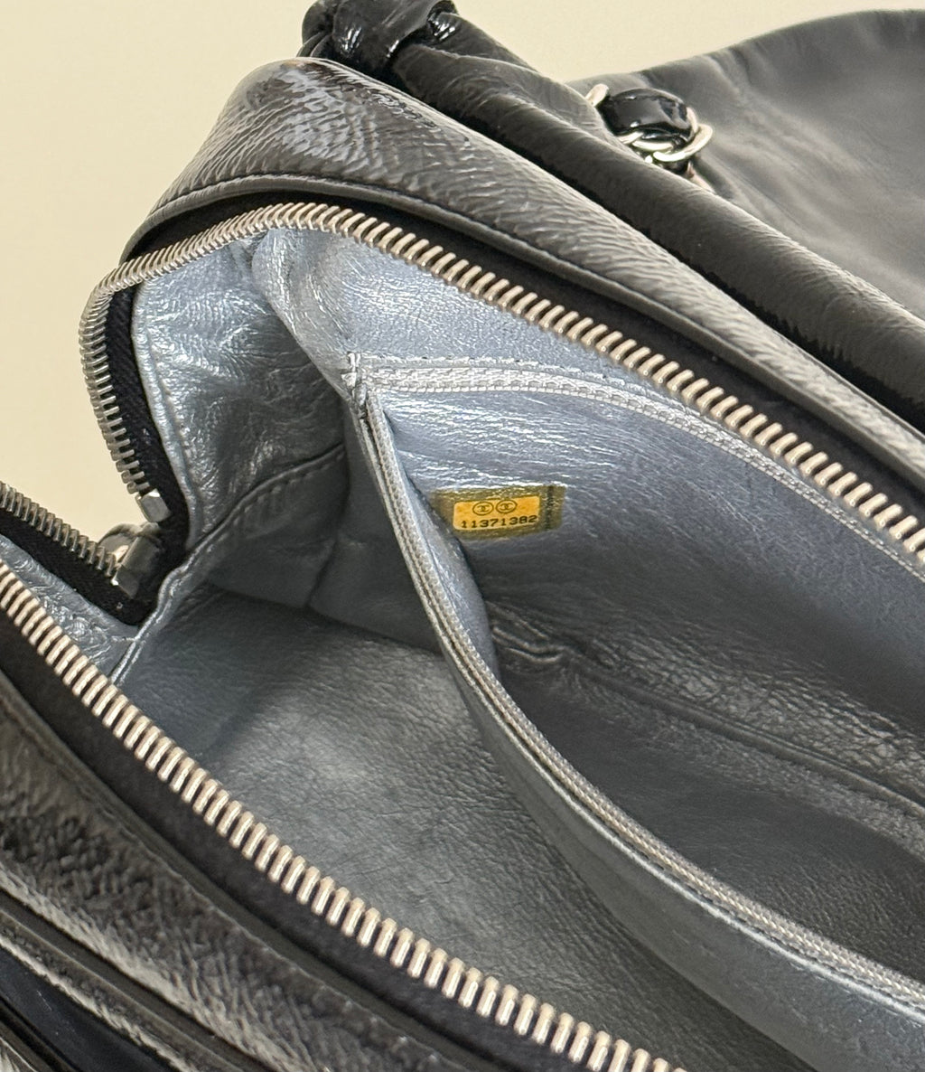 Chanel Luxe Ligne Black Patent Leather Shoulder Bags